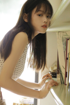 黑巨茎大战俄罗斯白人美女正片